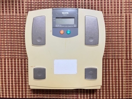 タニタ体重計