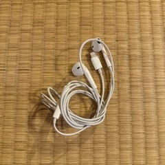 純正　Apple iPhone ライトニング　イヤホン　変換ケーブル