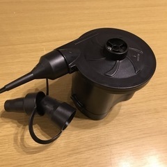 ビーチ用品 キャンプ用品 3種類ノズル付き 電動ポンプの画像