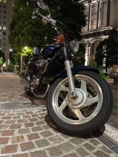 HONDA ツインマグナ250