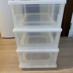 新品同様　　　ニトリ押入れ収納ケース