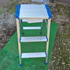 アルインコ ワイド天板　踏み台　脚立　3段　未使用品　直接引き渡しのみの画像