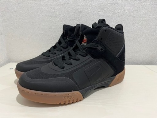 Epic グラインドシューズ