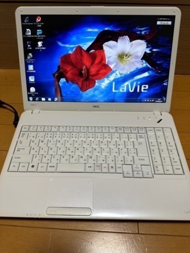 お譲り決定　　
NEC  LAVIE 上位モデル　極美品　　　　　土日限定　　　　　　　　　　