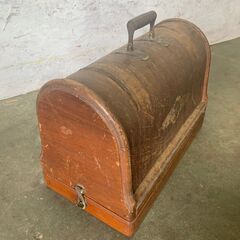 【SINGER】 シンガー アンティークミシン 手回しミシン アカンサス模様 希少品 ケース付 現状品 ヴィンテージ N0236の画像