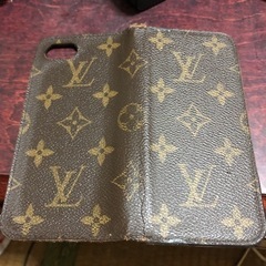 ルイヴィトンのiPhoneケース