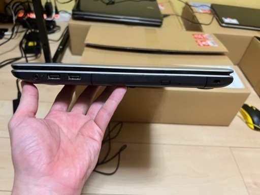 SSD 新品 256GB 第7世代Core i7 メモリ8GB カメラ有 OS 11 HD Graphics 620 32MB
