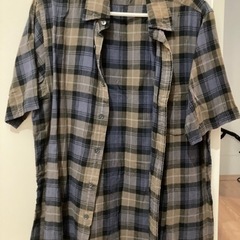 中古　ユニクロメンズシャツ