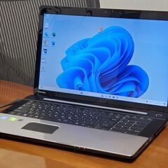 東芝 巨大高精細17インチ CAD 動画編集 グラフィックカード...