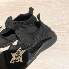 【2足セット】14センチ　長靴 サンダル 西松屋　の画像