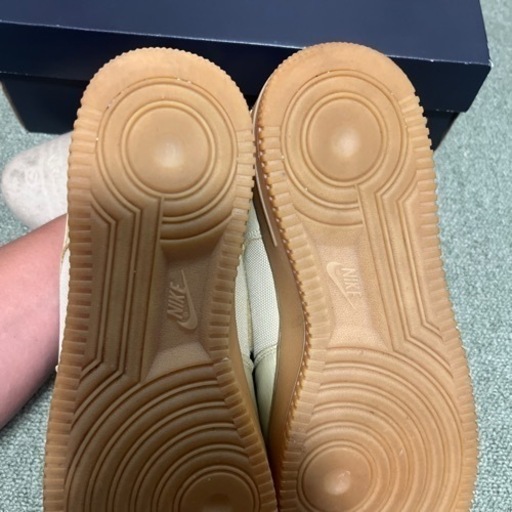 エアフォース1 GORE-TEX ゴールド　18日まで