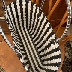 美品　ストローバッグ　モノトーン　白黒カバントートバッグの画像