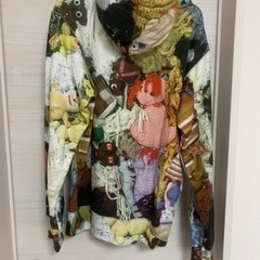 シュプリームパーカー 売りますの画像