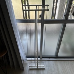 物干しラック　
タオルハンガー　折りたたみ　ホワイトの画像