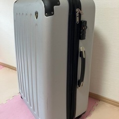キャリーケース
の画像