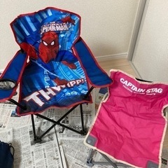 キャンプのチェア５つまとめて
の画像