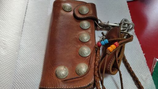 レッドムーン長財布❗