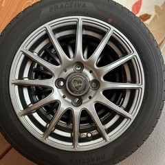 中古タイヤとホイールの画像
