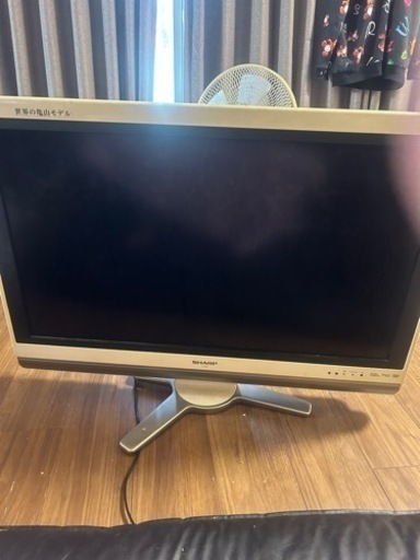液晶テレビ