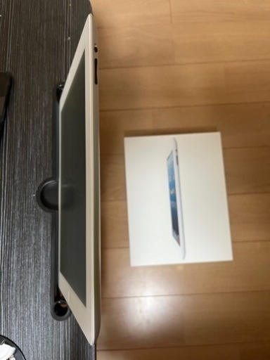 【値下げ】iPad 第四世代 Wi-Fiモデル 32GB ホワイト　A1458 