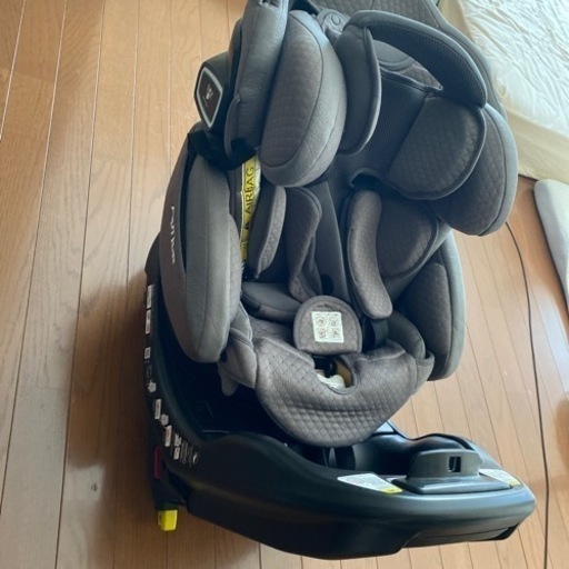 （決まりました
）フラディア　グロウ　ISOFIX360°セーフティシリーズ