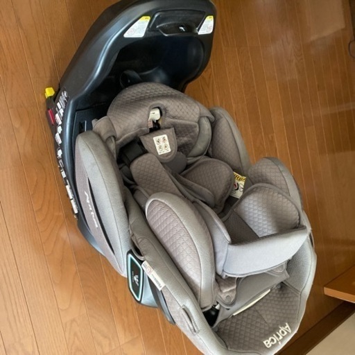 （決まりました
）フラディア　グロウ　ISOFIX360°セーフティシリーズ