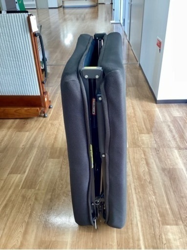 リクライニング式折りたたみベッド【町田市再生家具】　241033