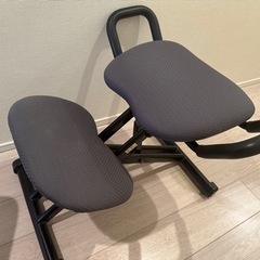 値下げしました。姿勢が良くなる椅子　バランスチェアーの画像