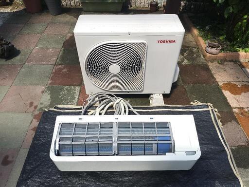 東芝　100V ルームエアコン