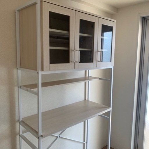 ニトリ 
食器棚