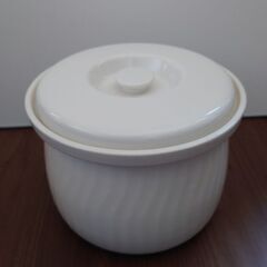 森修焼の漬物樽です。
