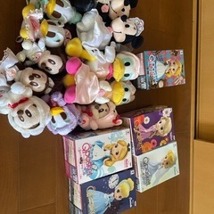 (今週処分)ディズニーぬいぐるみフィギュアの画像