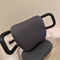 値下げしました。姿勢が良くなる椅子　バランスチェアーの画像