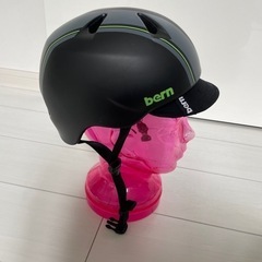 🪖bernバイザー付 ヘルメット美品キッズ🌟再値下げ‼️🌟の画像