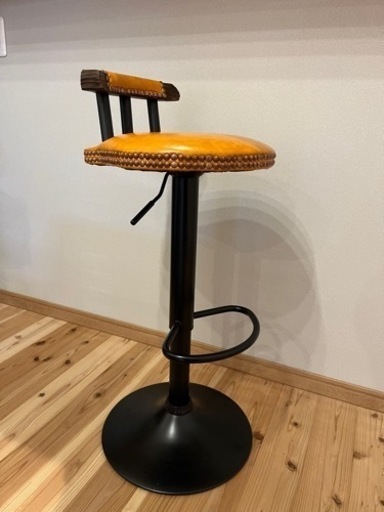 売れ筋 【価格更新】ハイチェア① 美品】QUON カウンターチェア