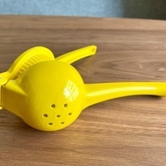 レモン絞り器