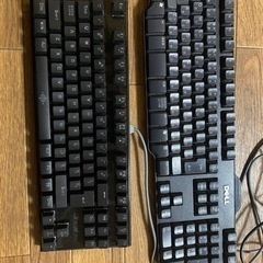 2個 キーボード　LED