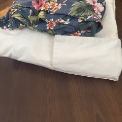 ズボン2着　ほぼ未着用　レディース　フリーサイズ