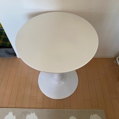 丸テーブル　白