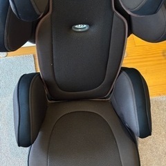 【受付中 8/3】チャイルドシート　タカタ　ifix   junior 100-150cmまで保護シート付きの画像