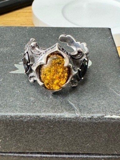 アルテミスクラシック トレサリーグリーンアンバーリング