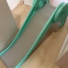室内滑り台の画像