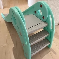 室内滑り台の画像