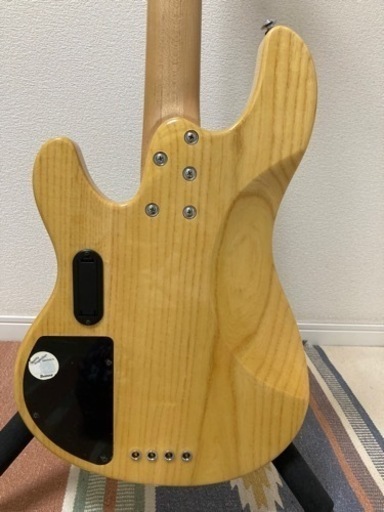 エレキベース　Ibanez  ATK200-NT