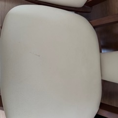 回転式ダイニングチェア2脚セットの画像