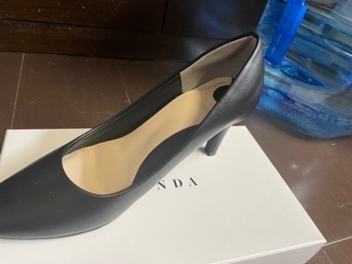 ランダ走れるパンプス