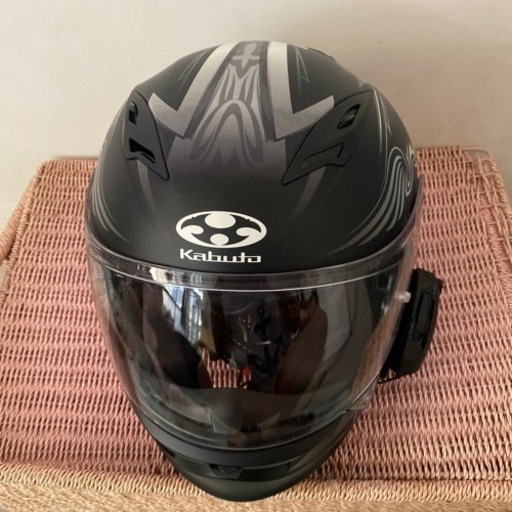 カブトヘルメットとビーコム4