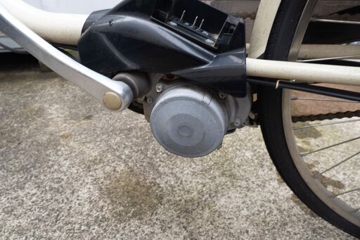 かなり汚れあり/バッテリなし 2013 ビビスタイル DX [BE-ENDS635] 電動自転車 26インチ 内装3段変速 アイボリーホワイト