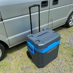 イグルークーラーボックスお取り引き先決まりました。
