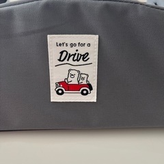 子供　チャイルドシート時に机代わりの画像